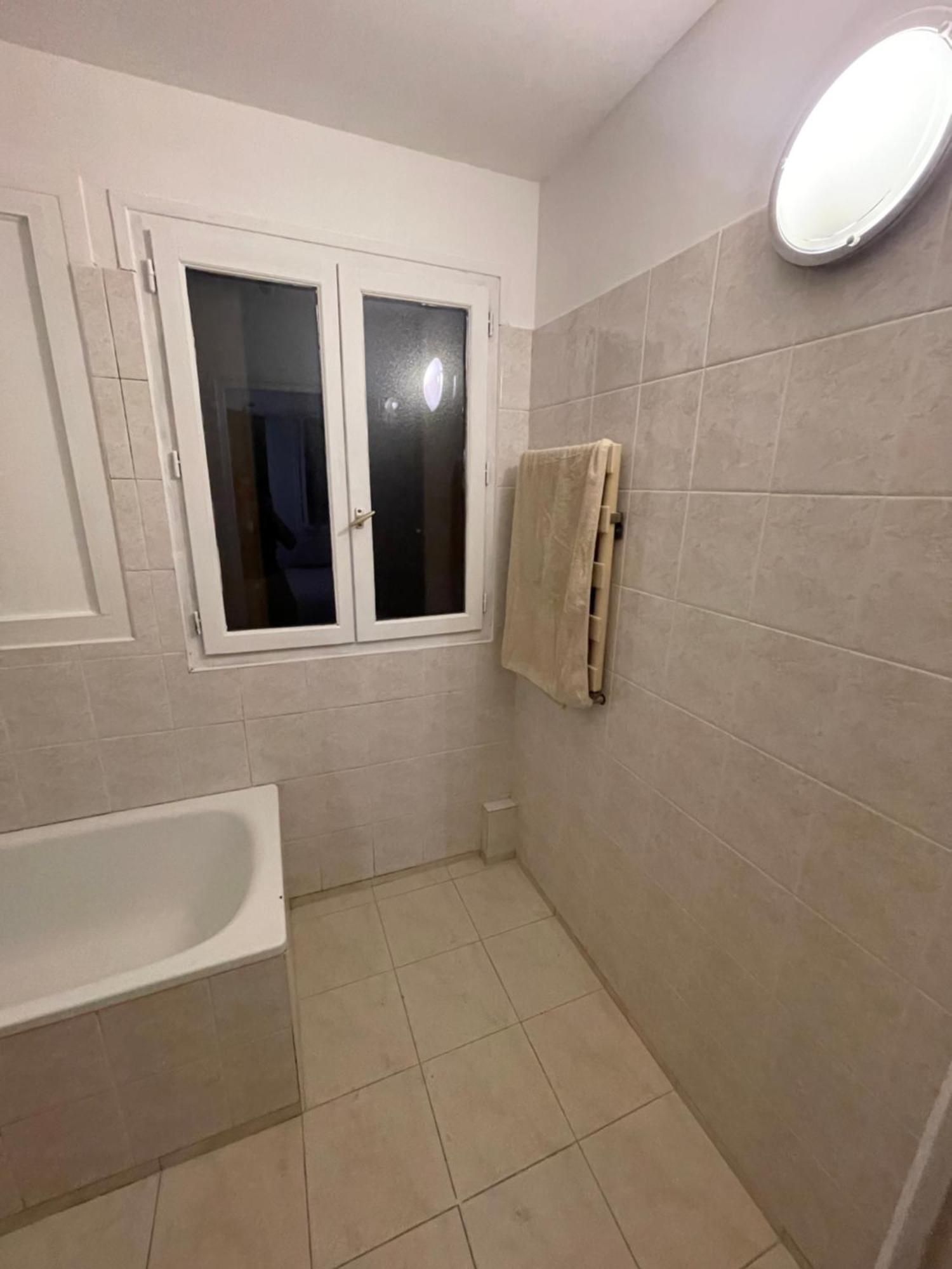 Appartement Proche Paris Аржантьой Екстериор снимка
